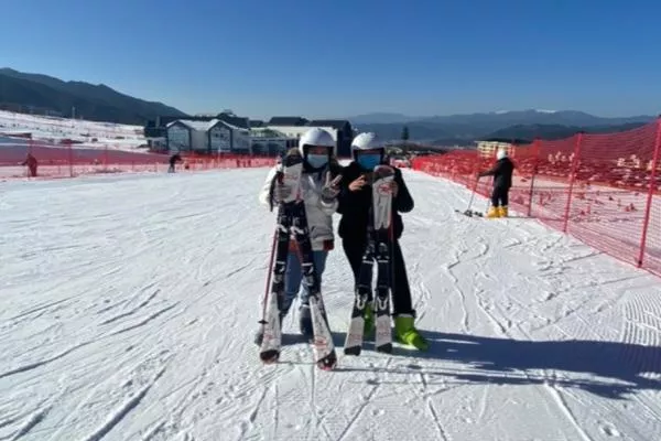 2021太白山鳌山滑雪场开放时间-门票价格