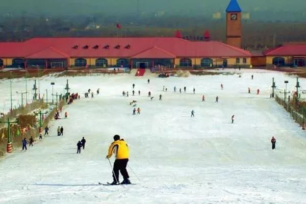 邯郸周边哪里有滑雪的地方