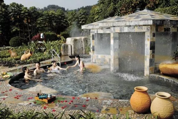 西安汤峪温泉价格表 2021汤峪碧水湾温泉门票多少钱 西安汤峪温泉价格表 2021汤峪碧水湾温泉门票多少钱