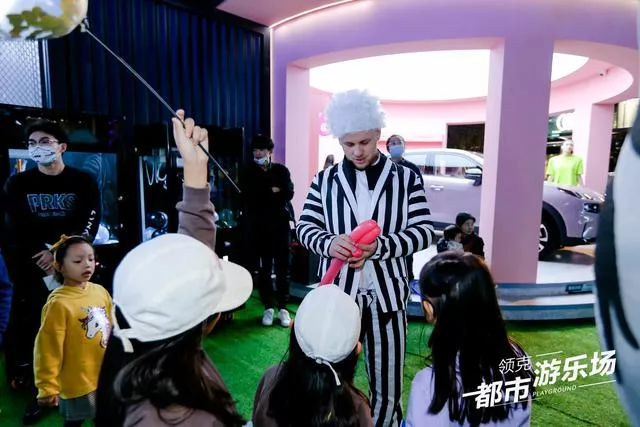 点击进入看图评论