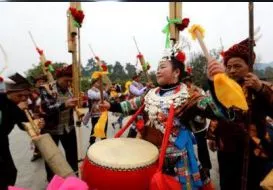 点击进入看图评论