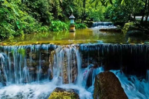 新兴天露山旅游攻略两日游