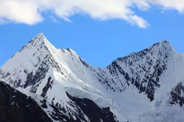 317国道川藏线景点攻略 317国道川藏线景点攻略