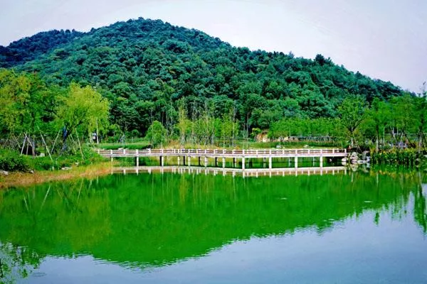 杭州铜鉴湖景区游玩攻
及游览路线